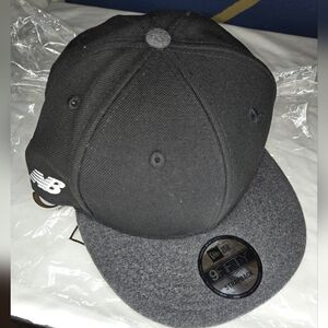 NEW ERA x New Balance 574 Collaboration Cap Limited.